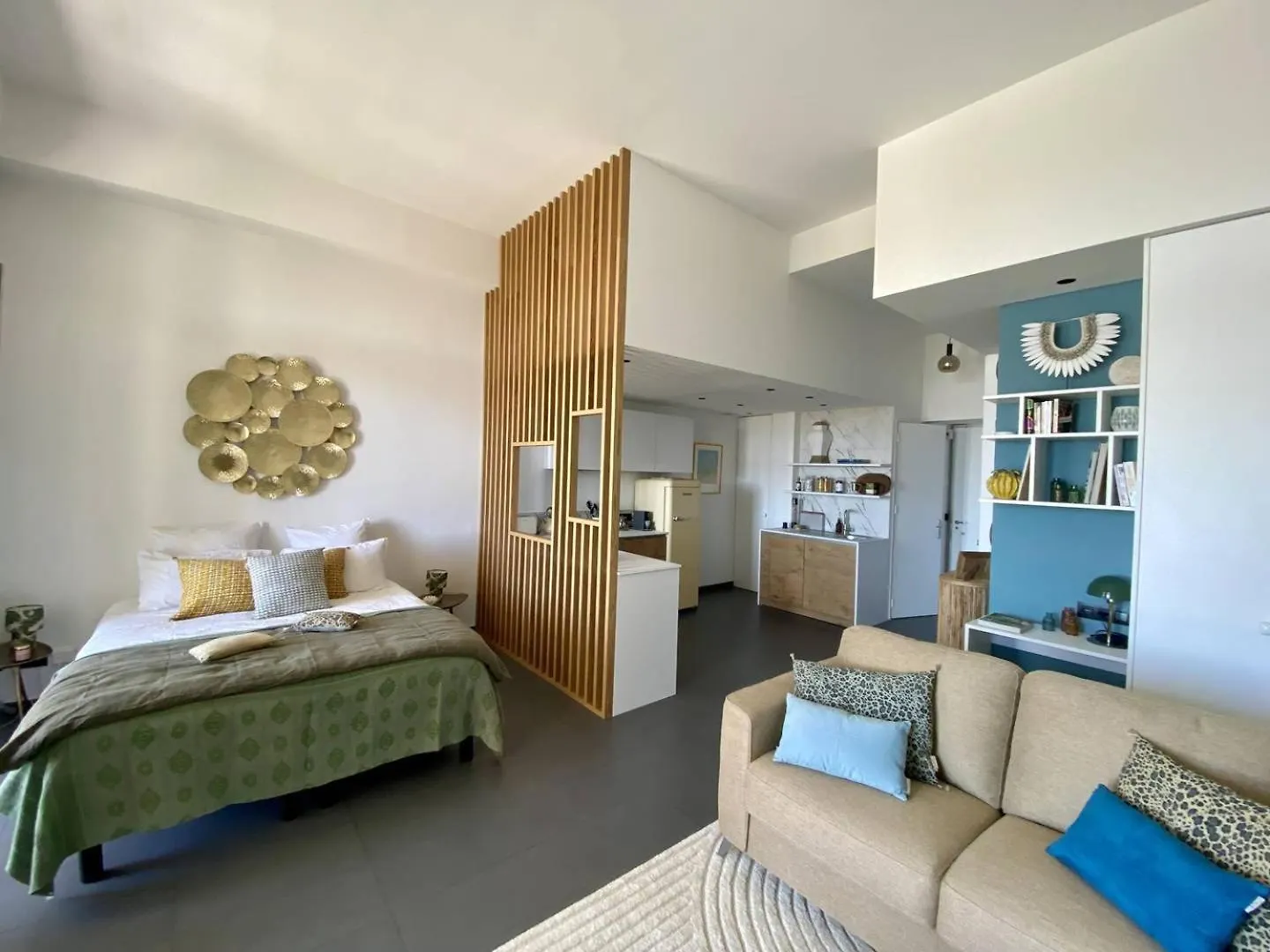 Cannes Centre-Ville - Appartement Tout Confort Avec Terrasse